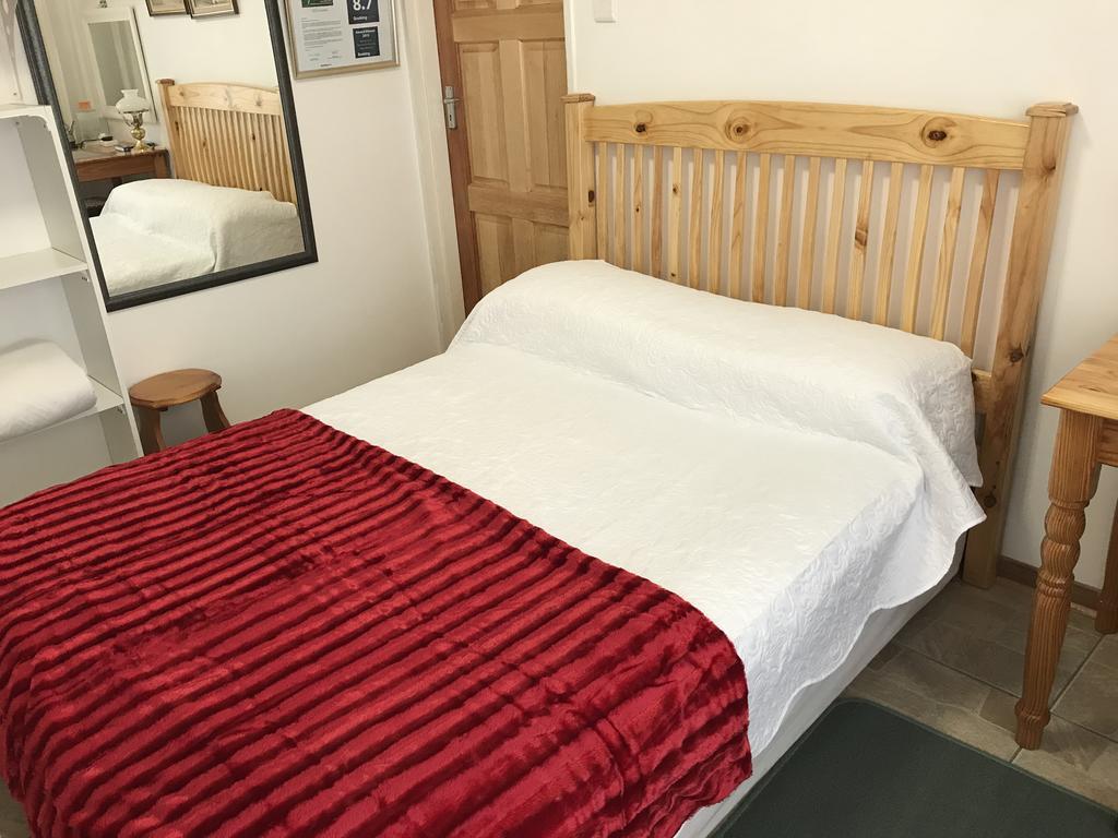 Blue Crane Guest House בלומפונטייין מראה חיצוני תמונה